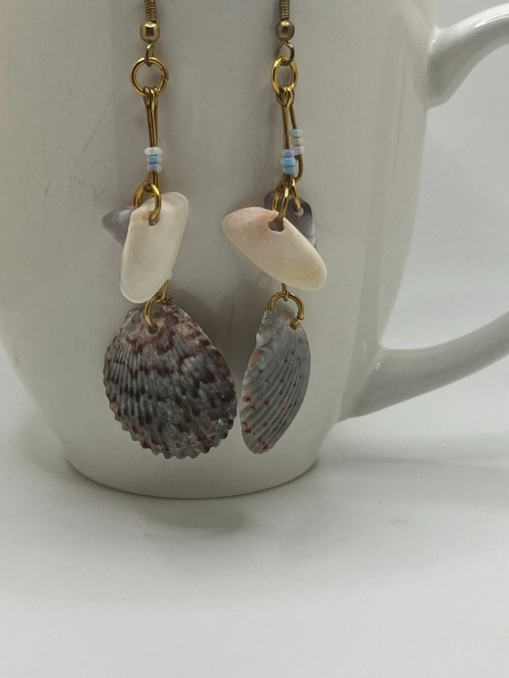 Seashell and Seed Bead earrings Handmade gold tones with blue - Picture 3 of 7